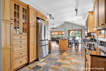 5212 W Lake Shore Drive, Wonder Lake, Illinois 60097, HOA KỲ