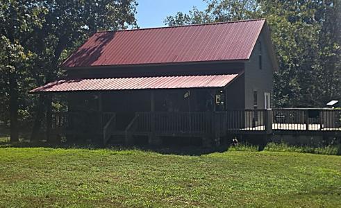 2312 Little Fish Trap Rd, Lawrenceburg, Tennessee 38464, USA