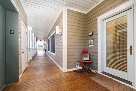 300 Midyette Street, A8, 東方風格, 北卡羅來納州 28571, 美國