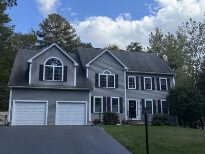 42 Shining Rock Dr, Northbridge, Massachusetts 01534