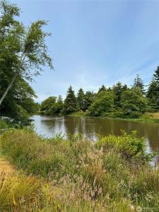 430 Dolphin Avenue Se #616, Ocean Shores, Washington 98569, USA