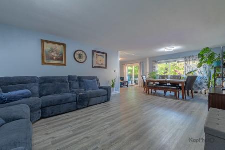 700 W Dempster Street , E102, Mount Prospect, 일리노이 60056, 미국