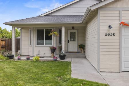 5656 MICKSHELLY, Klamath Falls, Oregón 97603, Estados Unidos