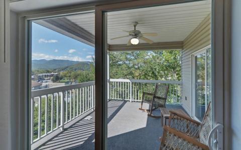 121 River Street #4-C, Hiawassee, Georgia 30546, HOA KỲ