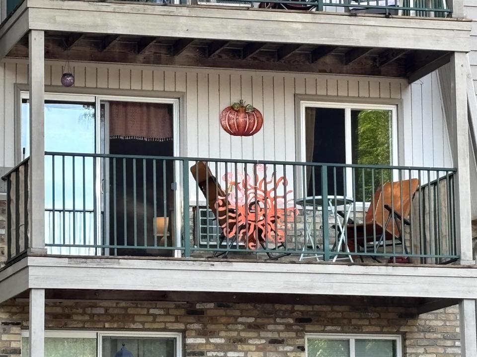 4340 Melody Lane , 104, Madison, Wisconsin 53704, USA