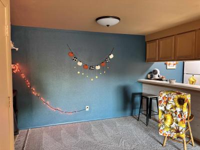 4340 Melody Lane , 104, Madison, Wisconsin 53704, USA