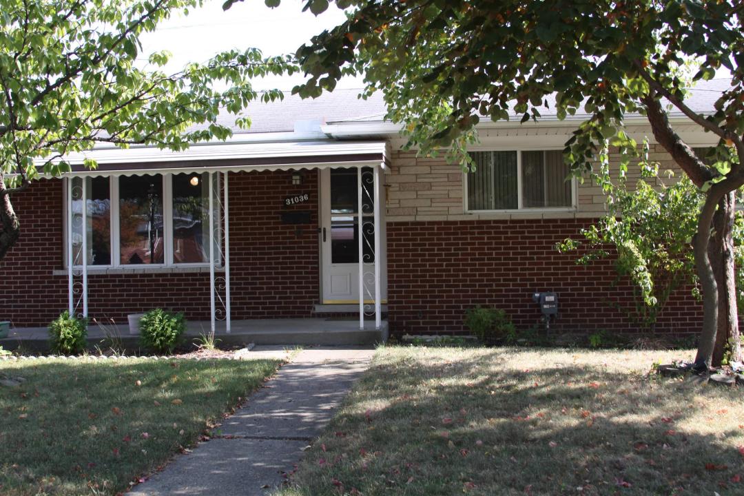 31036 Palomino, Warren, Michigan 48093, HOA KỲ