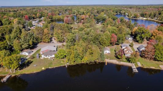 425 Atwood Drive, Prudenville, Michigan 48651