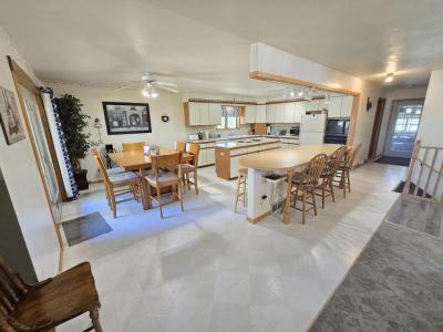 W2102 State Road 44, Markesan, Wisconsin 53946, Stati Uniti