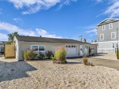 1003 Kanoehe Drive, Forked River, New Jersey 08731