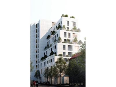 Komuna e Parisit, Tirana, Albania