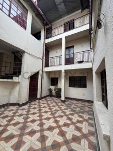 Calle Ladislao Cabrera entre Ayacucho y Junin 128, Centro, Cochabamba 00001, Bolivia