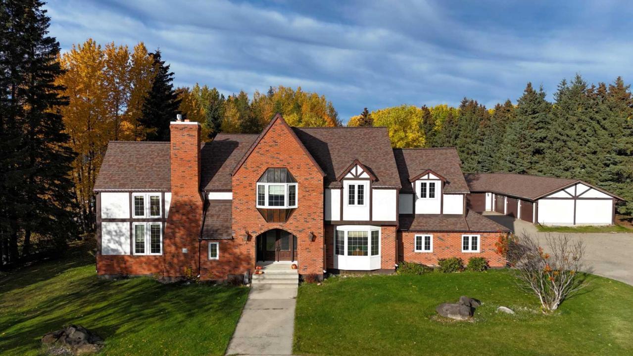 1808 63 STREET, Edson, Alberta T7E 1S5, Canada