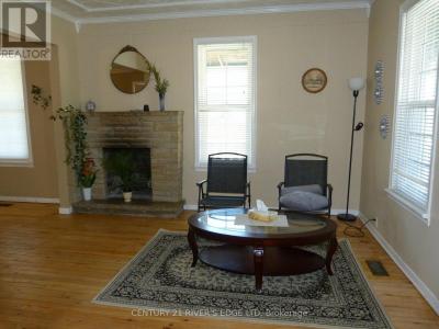 453 MAY STREET, North Dundas, Ontario K0C 2K0, Canada