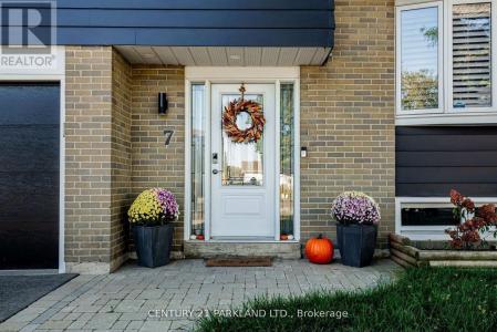 7 BROWN STREET, New Tecumseth (tottenham), オンタリオ L0G 1W0, カナダ