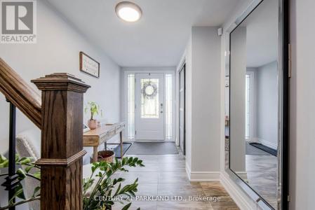 7 BROWN STREET, New Tecumseth (tottenham), オンタリオ L0G 1W0, カナダ