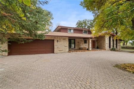 866 KILKENNY DRIVE, Winnipeg, Manitoba R3T 4G3, Canada