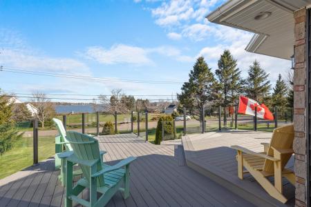 86 LEWIS POINT ROAD, Charlottetown, Prince Edward Island C1E 1M6, Canada