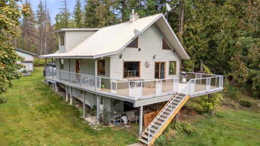 2849 GARLAND ROAD, Celista, 不列颠哥伦比亚省 V0E 1M6, 加拿大