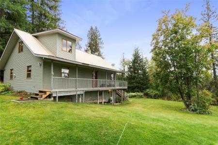 2849 GARLAND ROAD, Celista, 不列颠哥伦比亚省 V0E 1M6, 加拿大