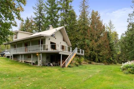 2849 GARLAND ROAD, Celista, 不列颠哥伦比亚省 V0E 1M6, 加拿大