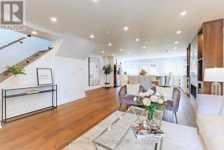 132 KERSEY CRESCENT, Richmond Hill (north Richvale), Ontario L4C 5V8, Canada