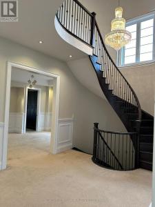 BURLWOOD ROAD, Brampton (vales Of Castlemore), オンタリオ L6P 4E8, カナダ