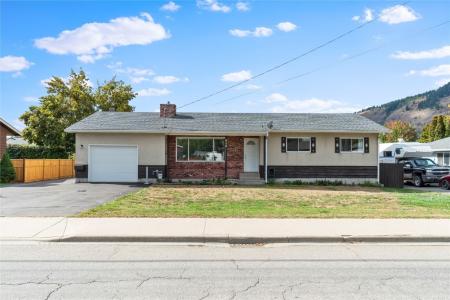 414 PINE STREET, Chase, קולומביה הבריטית V0E 1M0, קנדה 