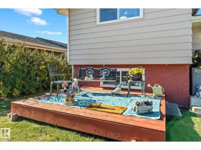 10 BROOKSIDE CR, Spruce Grove, Alberta T7X 1B7, Canada