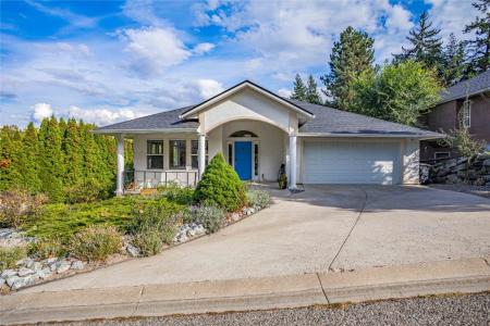 311 WOODPARK CRESCENT, Kelowna, British Columbia V1V 2A9, Canada