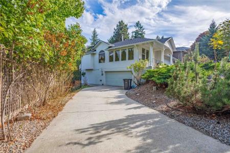 311 WOODPARK CRESCENT, Kelowna, British Columbia V1V 2A9, Canada