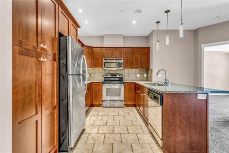 1990 UPPER SUNDANCE DRIVE, West Kelowna, Colúmbia Britânica V4T 3E7, Canadá