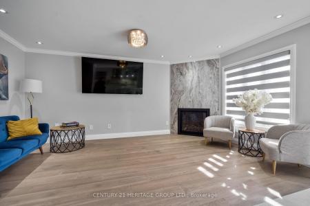 20 FOX RUN LANE, Bradford West Gwillimbury, Ontario L3Z 2Z3, Canadá