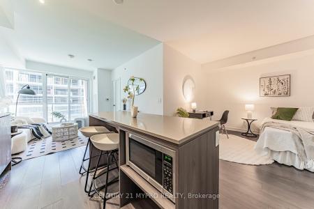 31 TIPPETT ROAD, Toronto, 온타리오주 M3H 0C8, 캐나다