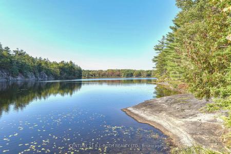 1112 SAM COOK ROAD, Gravenhurst, 온타리오주 P1P 1R3, 캐나다