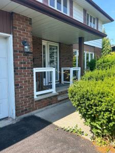 349 CARNABY COURT, Oshawa, Ontario L1G 6N7, Canadá
