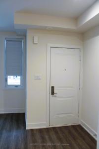 8 SAYERS LANE, Richmond Hill, Ontario L4E 1J4, Canadá