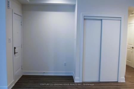 8 SAYERS LANE, Richmond Hill, Ontario L4E 1J4, Canadá