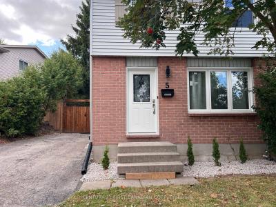 5 CHIDDINGTON GATE, London South, Ontario N6C 5K9, Canada