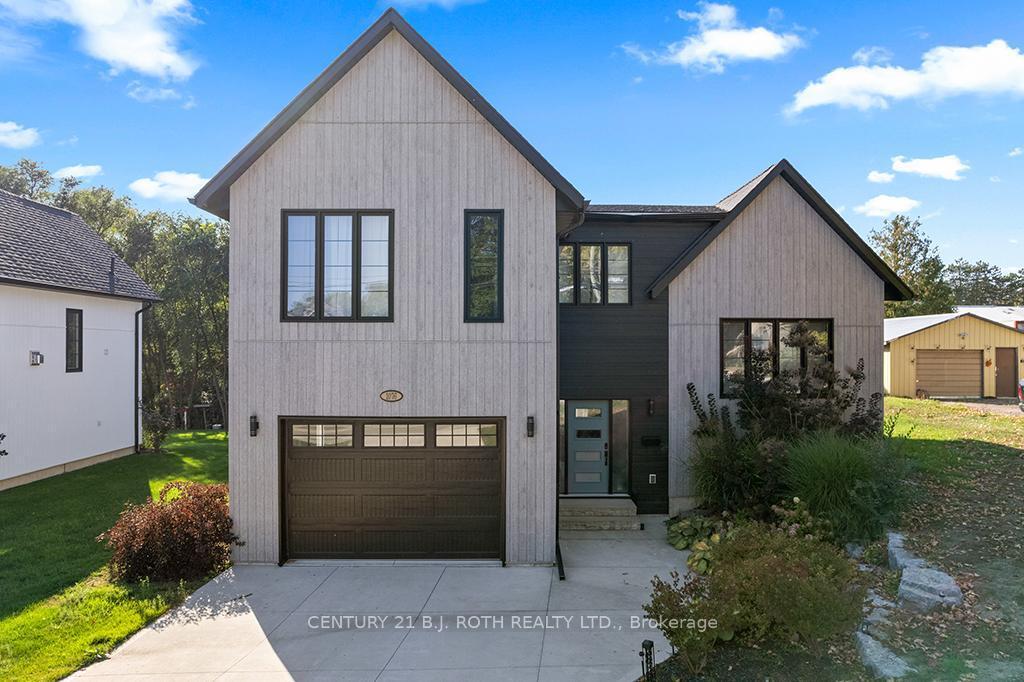 1076 7TH AVENUE, Hanover, Ontario N4N 2K1, Canadá