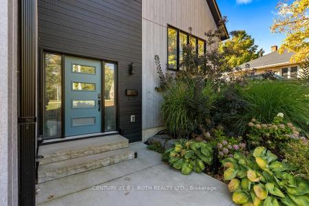 1076 7TH AVENUE, Hanover, Ontario N4N 2K1, Canadá