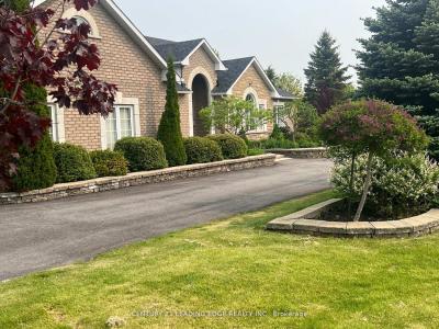 2 DEER RIDGE ROAD, Uxbridge, Ontario L0C 1A0, Canada