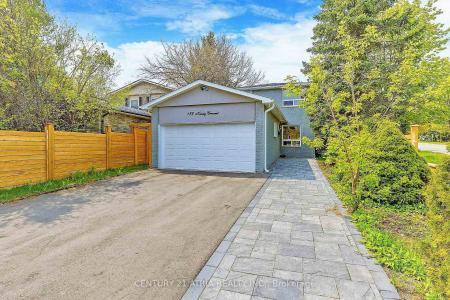 132 KERSEY CRESCENT, Richmond Hill, オンタリオ L4C 5V8, カナダ