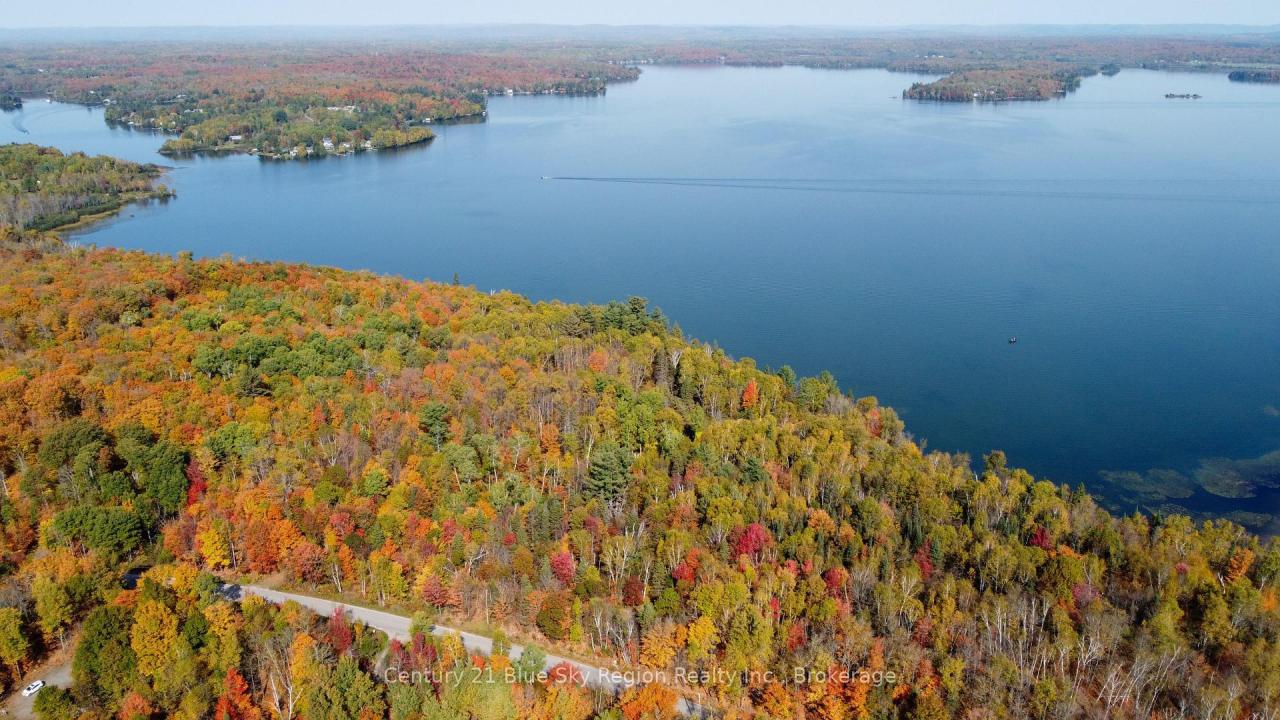 1061 SOUTH SHORE ROAD, East Ferris, Ontario P0H 1B0, CANADÁ