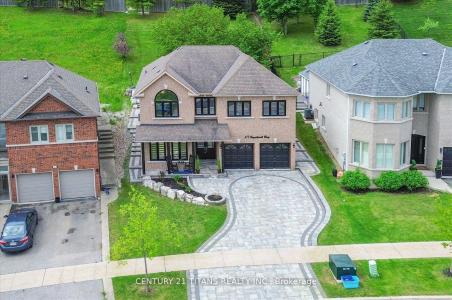 577 ROYALPARK WAY, Vaughan, Ontario L4H 1K2, Canada