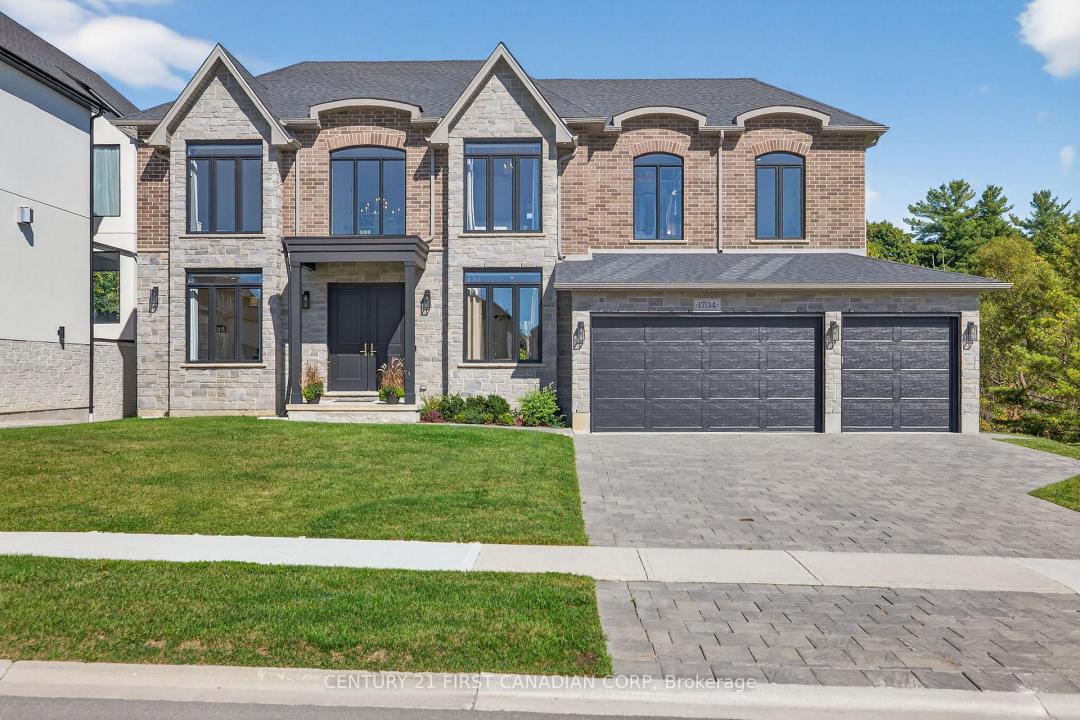 1704 UPPER WEST AVENUE, London South, Ontario N6K 0K6, Canada
