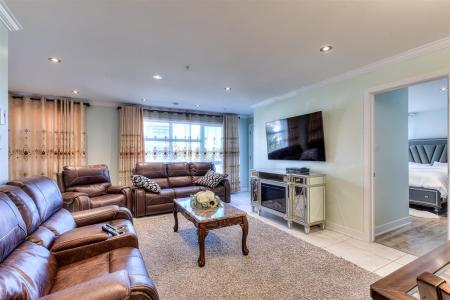 6005 Rue de Châteauneuf, Brossard, Quebec J4Z 0P2, Canada