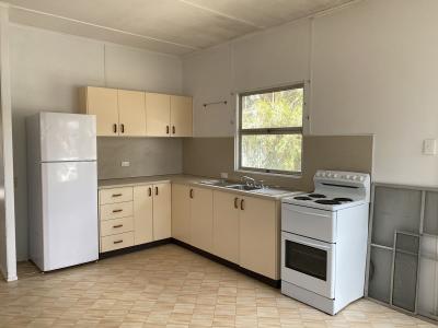 6 Laver Street, Moranbah, QLD 4744, Australia