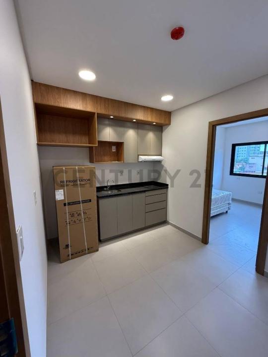 FLORENTIN OVIEDO C/ YATAITY CORA , Ciudad Del Este, Alto Paraná 00001, פרגוואי