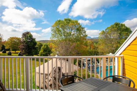 44 Av. de l'Auberge, Orford, Quebec J1X 6J3, Kanada